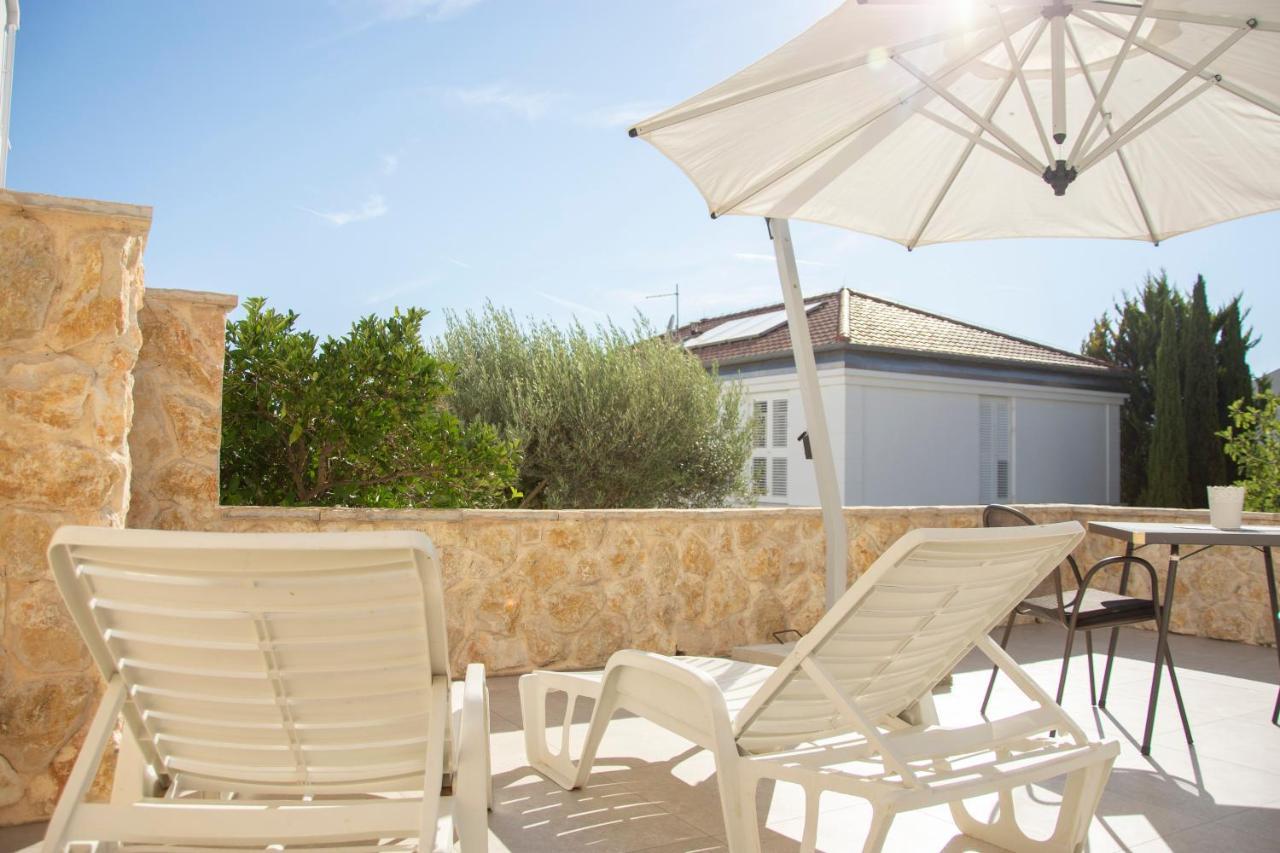 Holiday House By The Sea Vigo Zadar Exterior foto
